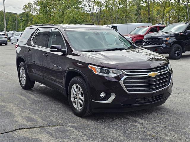 used 2021 Chevrolet Traverse car, priced at $27,500