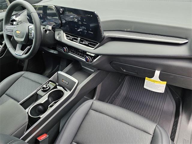 new 2026 Chevrolet Equinox car, priced at $32,340