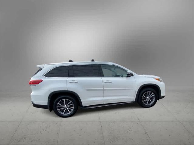 used 2018 Toyota Highlander car, priced at $23,200