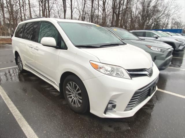 used 2019 Toyota Sienna car, priced at $27,066