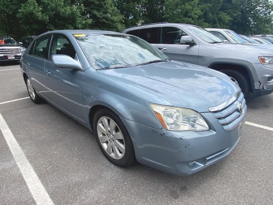 used 2006 Toyota Avalon car, priced at $8,888