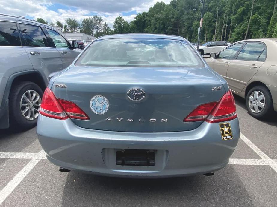 used 2006 Toyota Avalon car, priced at $8,888