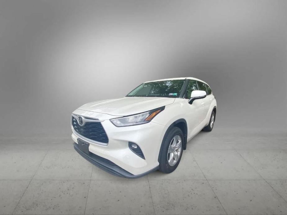 used 2020 Toyota Highlander car, priced at $27,488