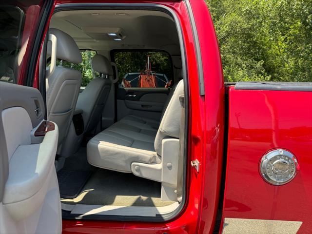 used 2010 GMC Sierra 2500 car, priced at $19,995