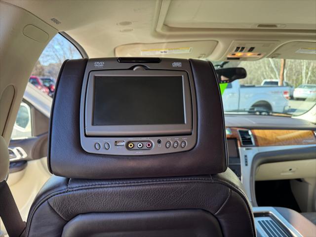 used 2013 Cadillac Escalade car, priced at $21,995