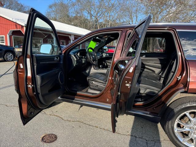 used 2015 Jeep Grand Cherokee car, priced at $15,995