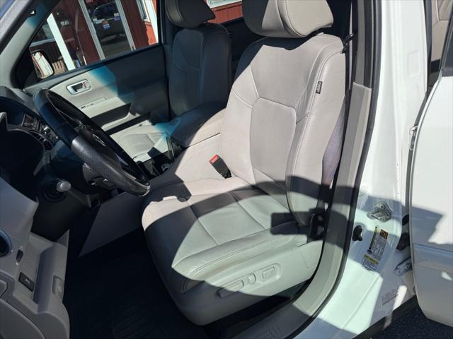 used 2013 Honda Pilot car, priced at $9,995