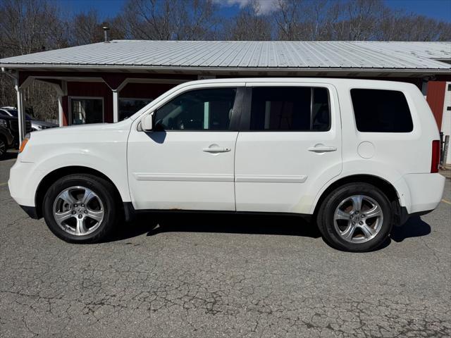 used 2013 Honda Pilot car, priced at $9,995