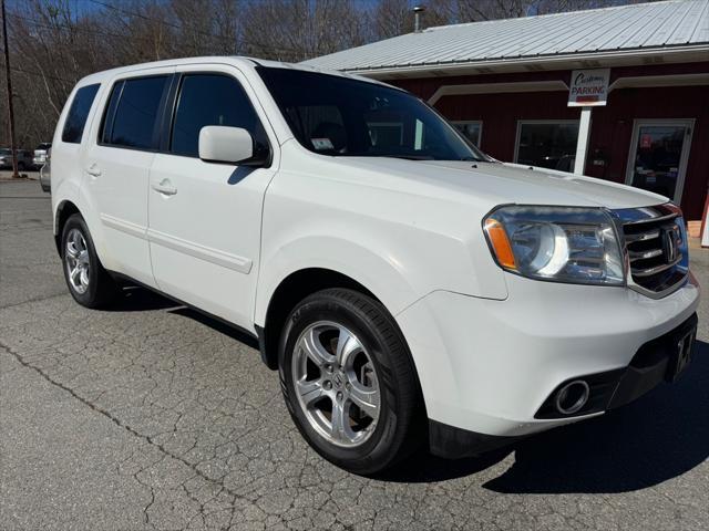 used 2013 Honda Pilot car, priced at $9,995