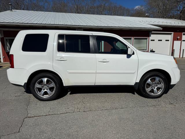 used 2013 Honda Pilot car, priced at $9,995