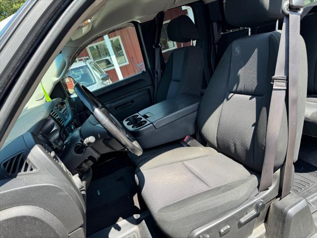 used 2013 GMC Sierra 1500 car, priced at $13,995