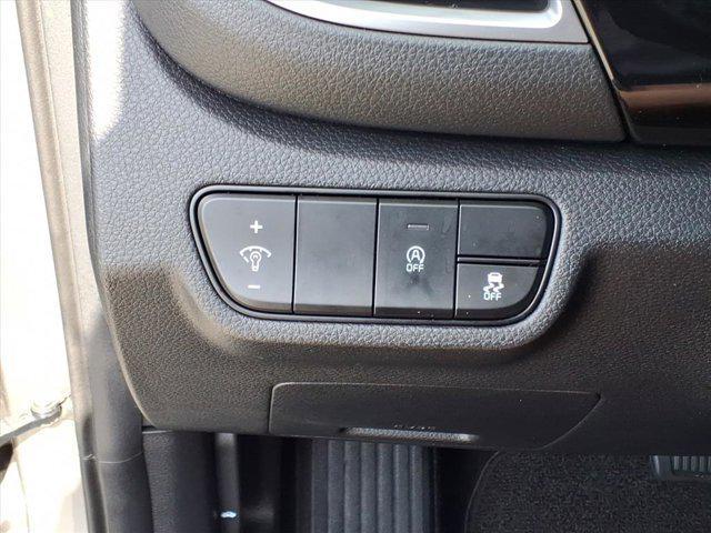 used 2024 Kia Seltos car, priced at $23,380
