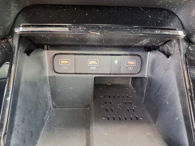 used 2022 Kia Sorento car, priced at $29,680