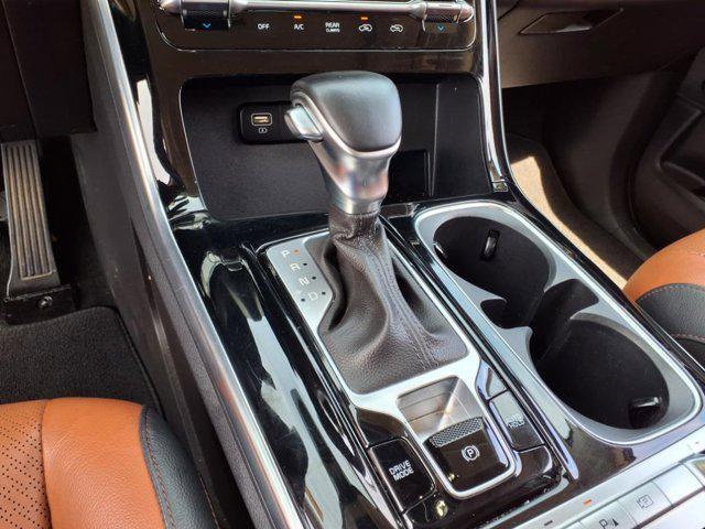 used 2023 Kia Carnival car, priced at $33,980