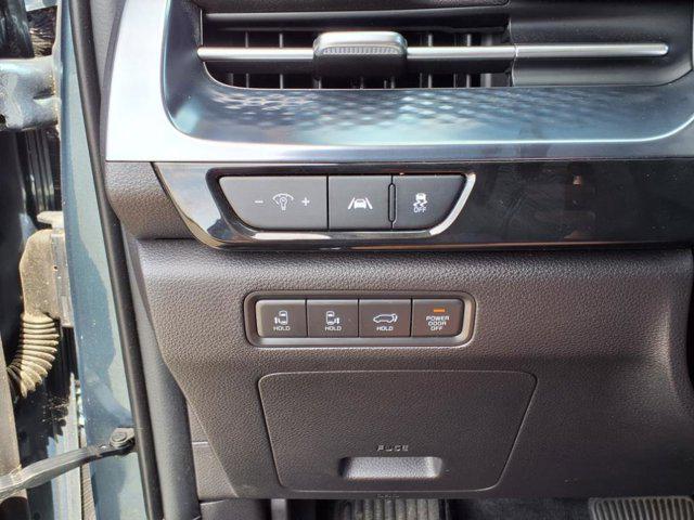 used 2023 Kia Carnival car, priced at $33,980