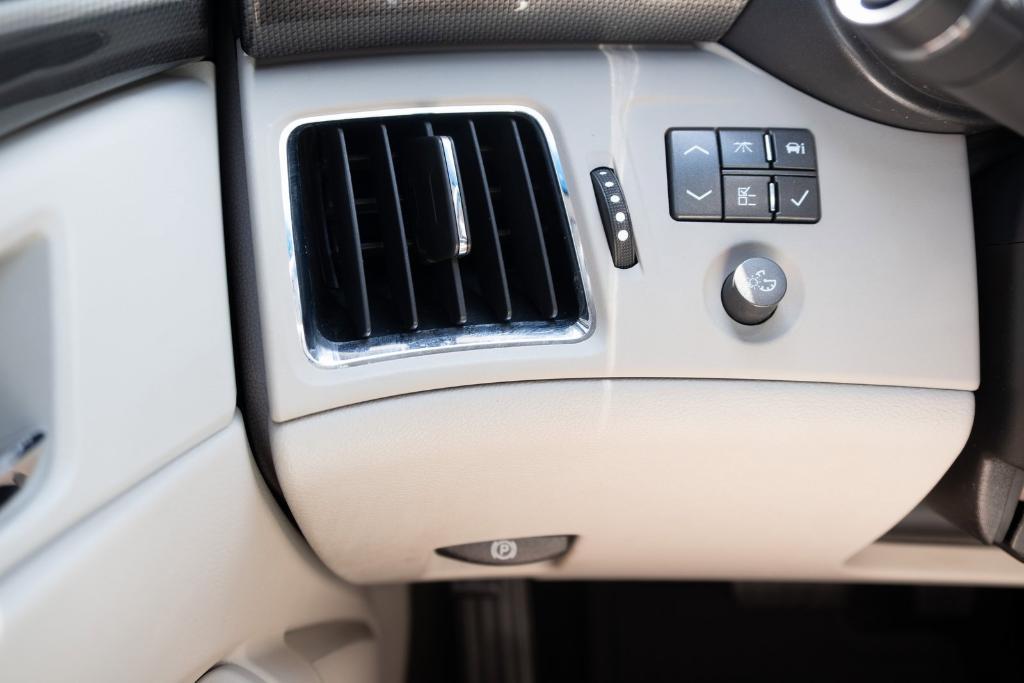 used 2012 Cadillac CTS car, priced at $10,000
