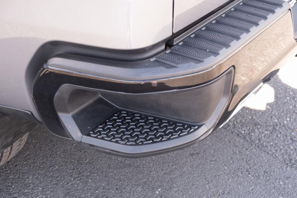 used 2020 Chevrolet Silverado 1500 car, priced at $30,600