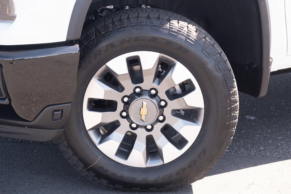 new 2025 Chevrolet Silverado 2500 car, priced at $68,725
