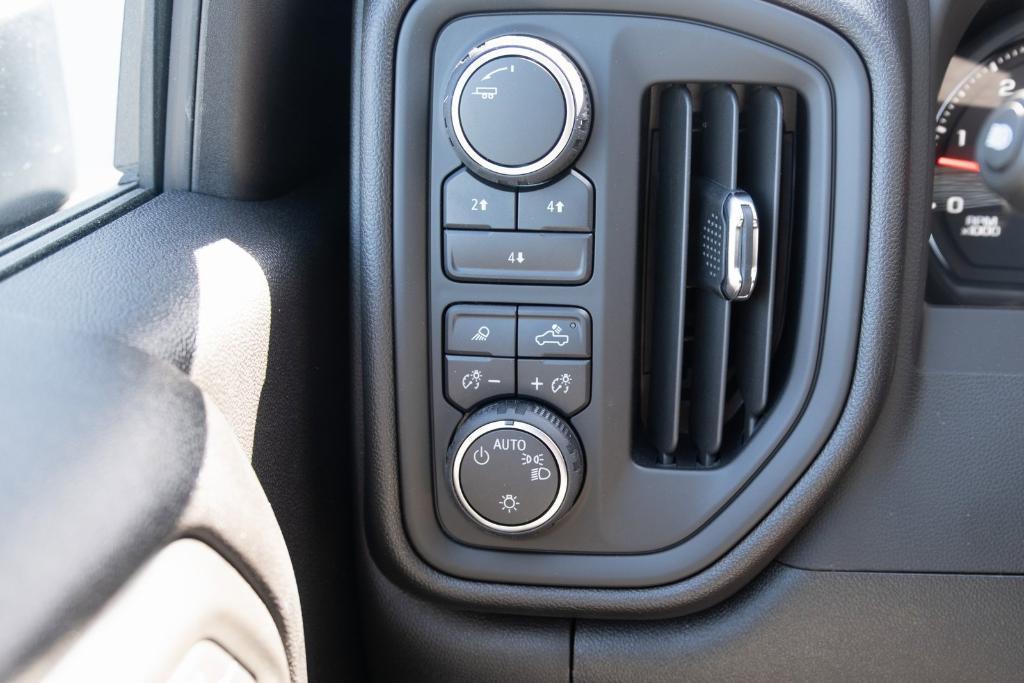 new 2025 Chevrolet Silverado 2500 car, priced at $68,725