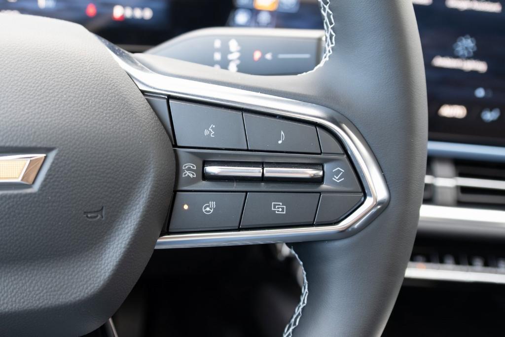 new 2025 Chevrolet Equinox EV car, priced at $43,955