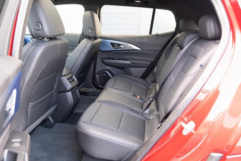 new 2025 Chevrolet Equinox EV car, priced at $43,955