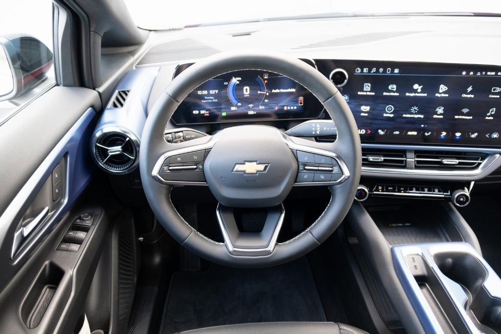 new 2025 Chevrolet Equinox EV car, priced at $43,955