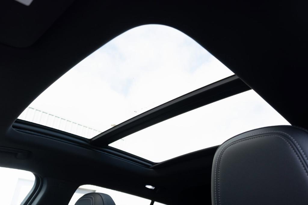 new 2025 Chevrolet Equinox EV car, priced at $43,955