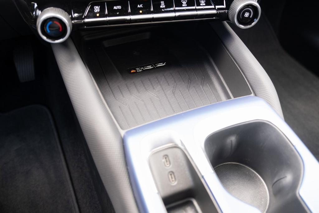 new 2025 Chevrolet Equinox EV car, priced at $43,955