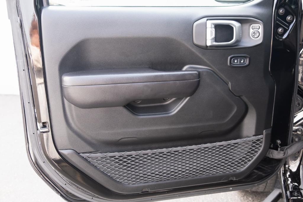 used 2020 Jeep Gladiator car, priced at $25,985