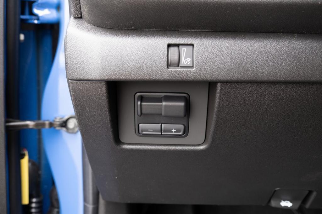 new 2025 Chevrolet Colorado car, priced at $44,920