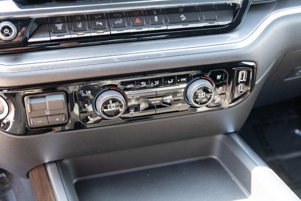 new 2025 Chevrolet Silverado 3500 car, priced at $88,965