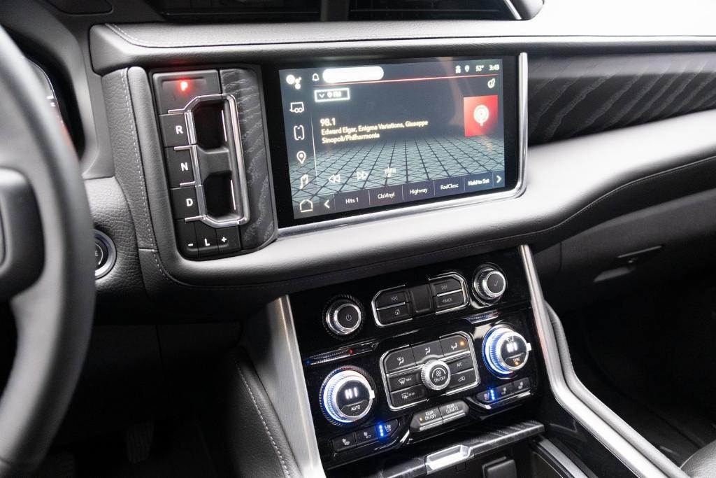 used 2023 GMC Yukon XL car, priced at $70,100