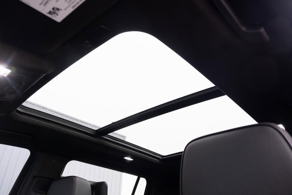 used 2023 GMC Yukon XL car, priced at $70,100