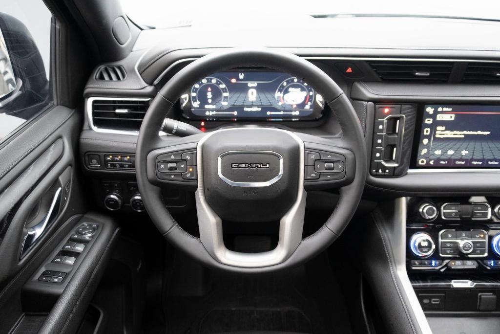 used 2023 GMC Yukon XL car, priced at $70,100