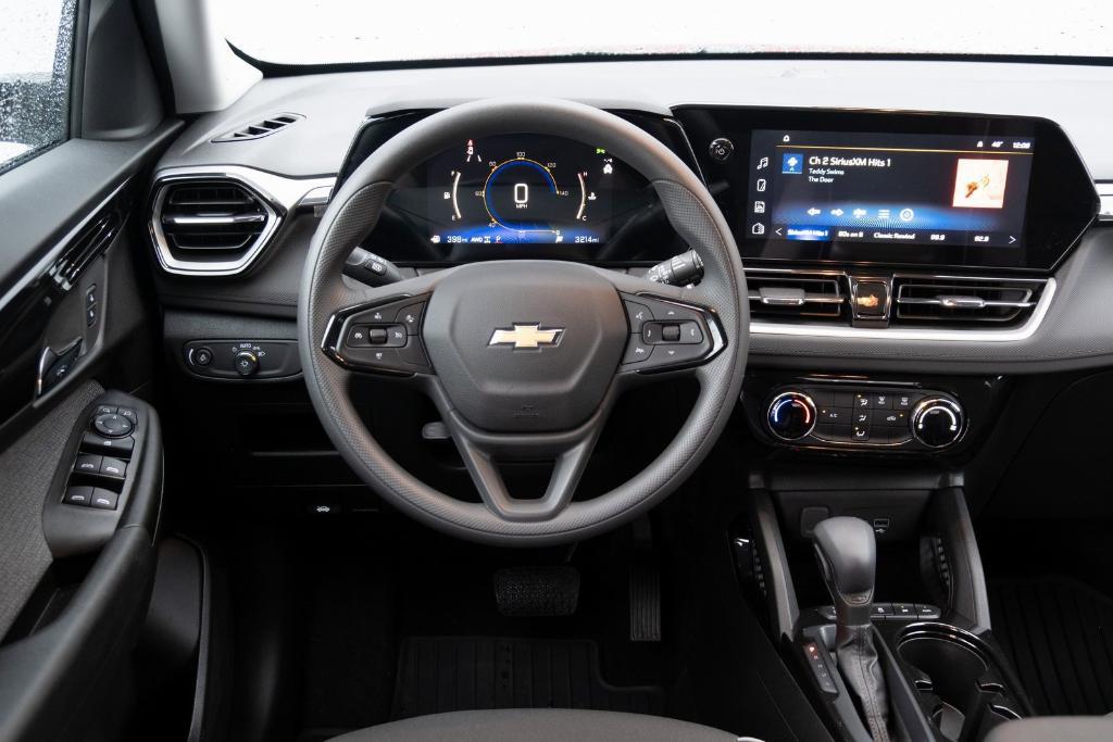 new 2024 Chevrolet TrailBlazer car, priced at $27,865