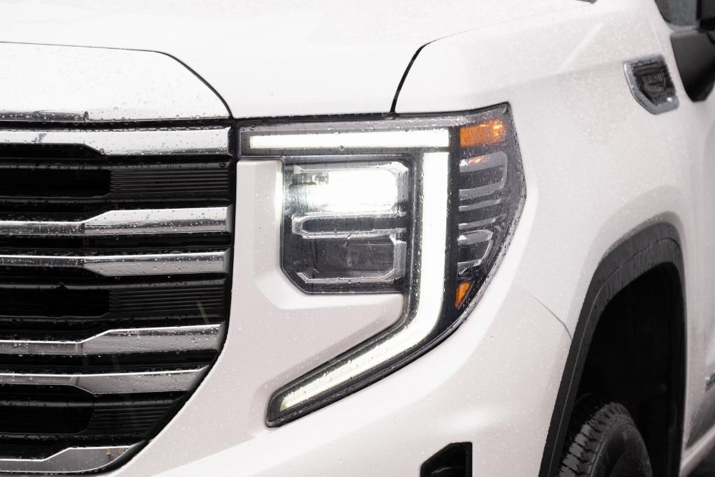 used 2023 GMC Sierra 1500 car, priced at $36,394