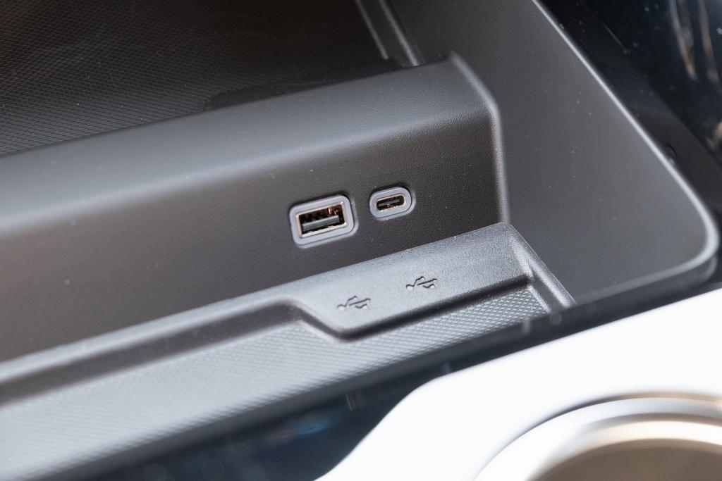 new 2025 Chevrolet Suburban car, priced at $77,685