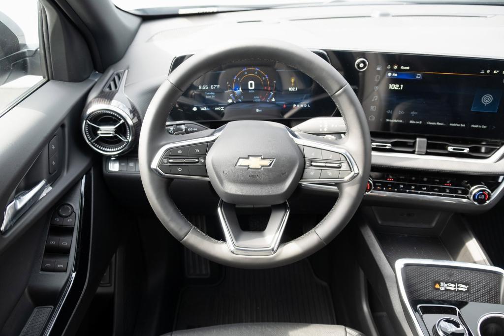 new 2026 Chevrolet Equinox car, priced at $35,060