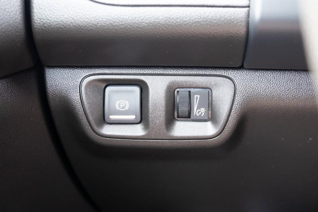 used 2022 GMC Acadia car, priced at $27,999