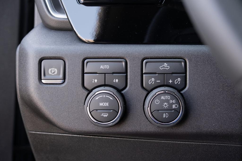 new 2025 Chevrolet Silverado 1500 car, priced at $51,915