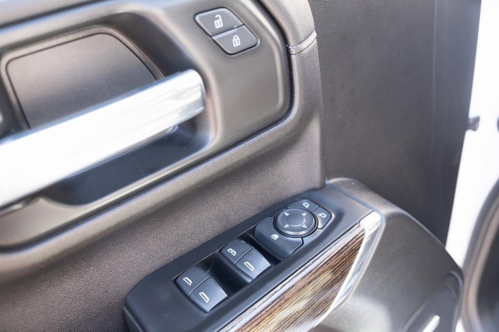used 2020 GMC Sierra 1500 car, priced at $38,425