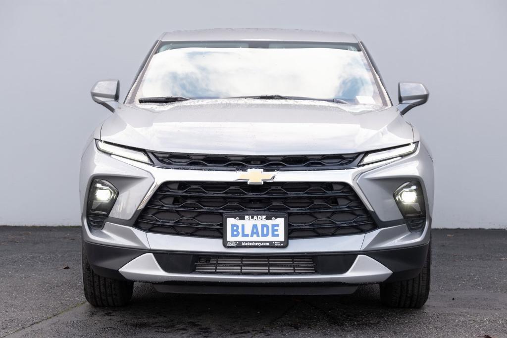 new 2025 Chevrolet Blazer car, priced at $38,770