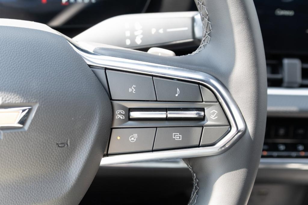new 2026 Chevrolet Equinox car, priced at $31,015
