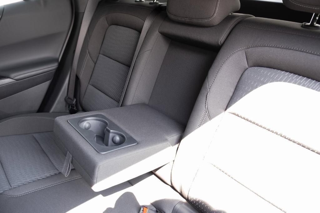 new 2026 Chevrolet Equinox car, priced at $31,015