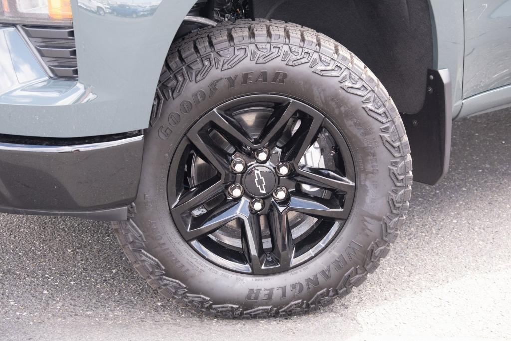 new 2025 Chevrolet Silverado 1500 car, priced at $57,365