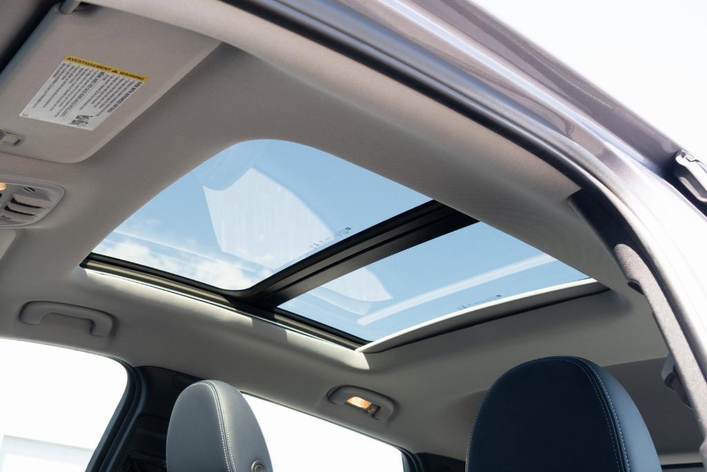 used 2023 Chevrolet Bolt EUV car, priced at $24,999