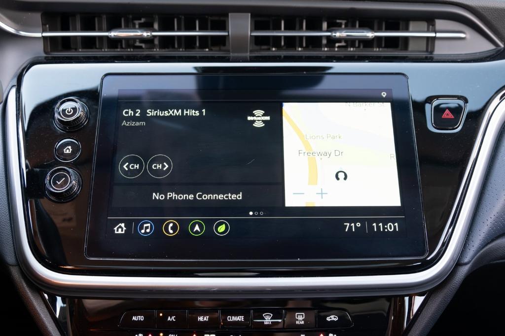 used 2023 Chevrolet Bolt EUV car, priced at $24,999