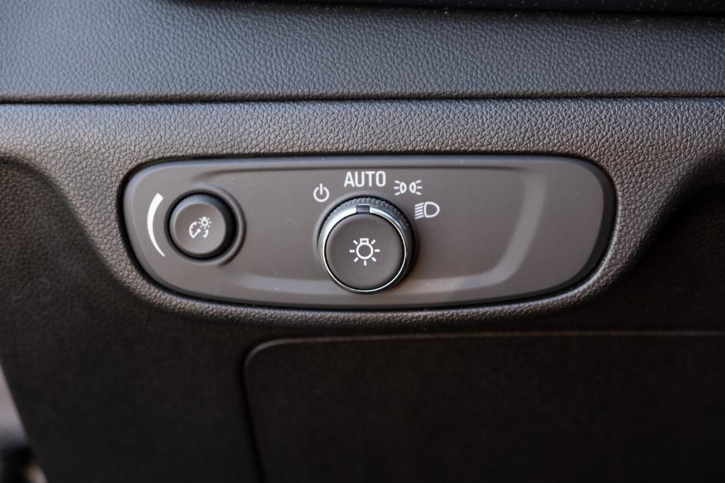 used 2023 Chevrolet Bolt EUV car, priced at $24,999