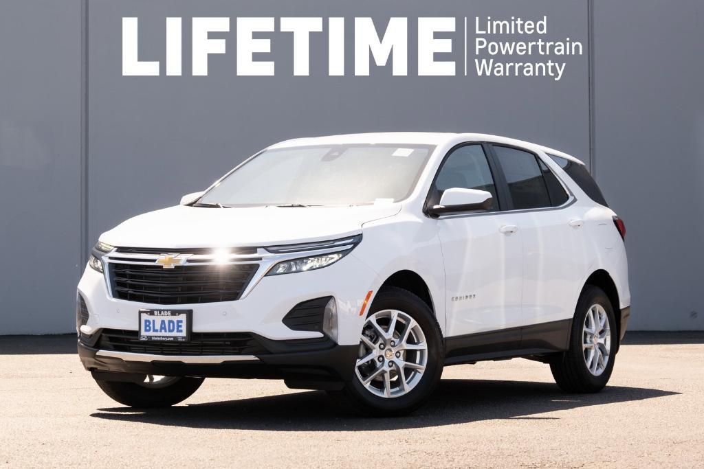 new 2024 Chevrolet Equinox car, priced at $30,215