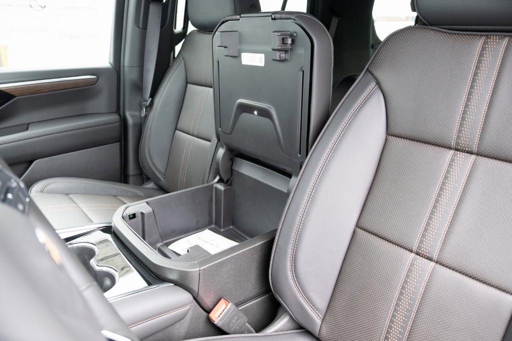 new 2025 Chevrolet Tahoe car, priced at $82,890